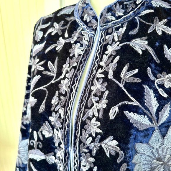 Soft Surroundings Blue Floral Embroidered Jacket - Picture 6 of 12